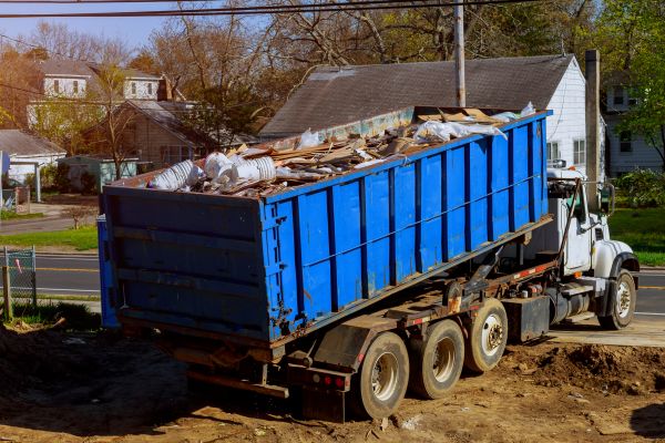 Junk Pickup Service in Palm Beach Gardens